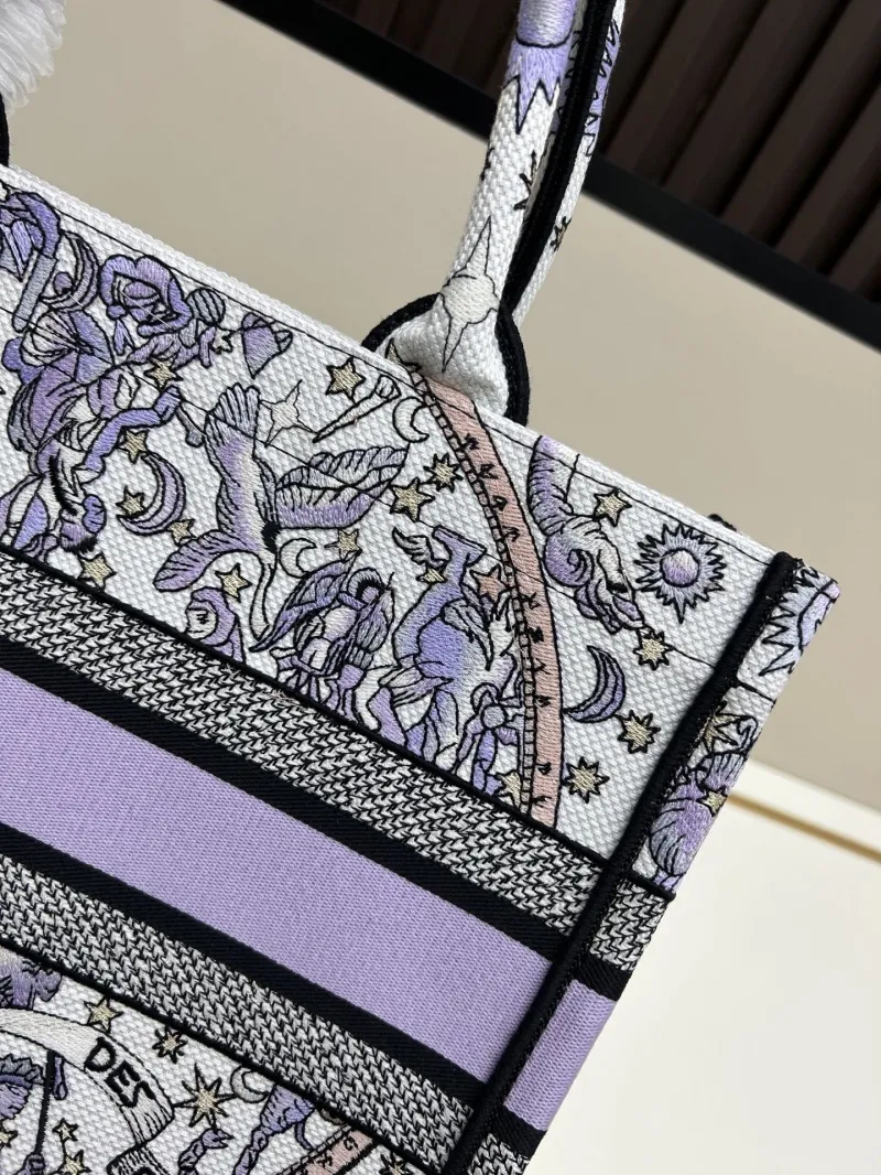 Dior Shopping Bags-21 - Image 7