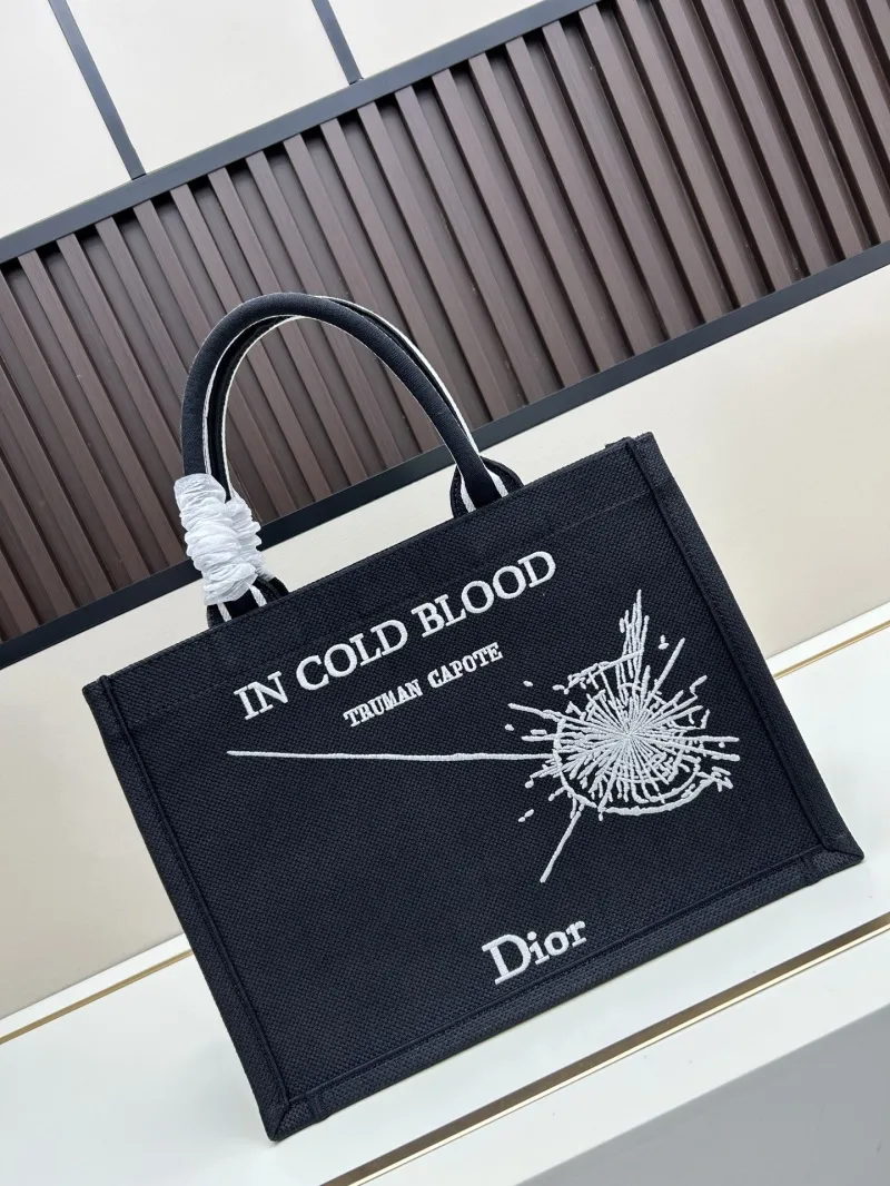 Dior Shopping Bags-27 - Image 4