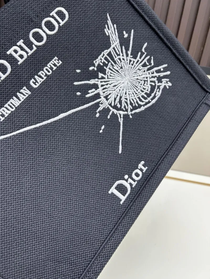 Dior Shopping Bags-27 - Image 7