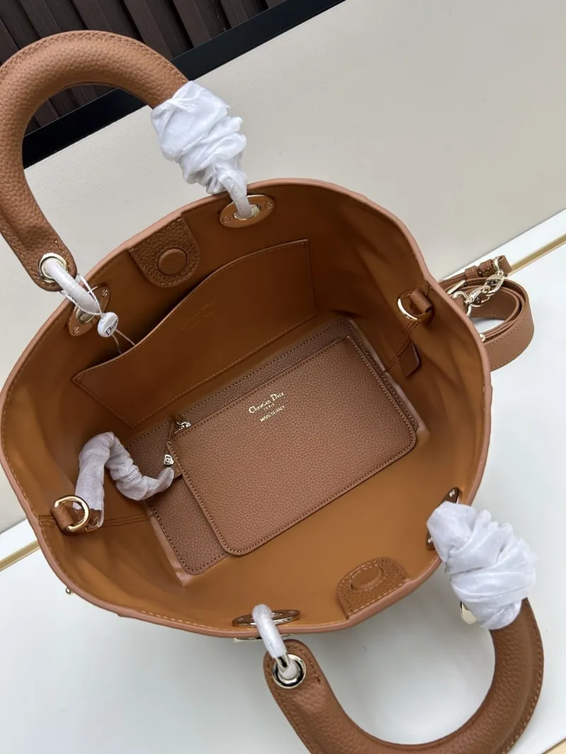 Dior Shopping Bags-33 - Image 7