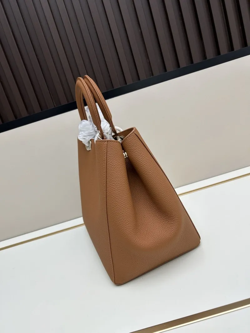Dior Shopping Bags-38 - Image 3