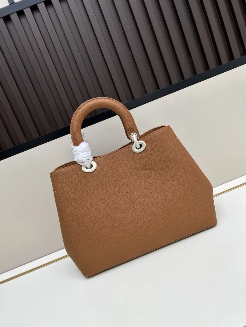 Dior Shopping Bags-38 - Image 4