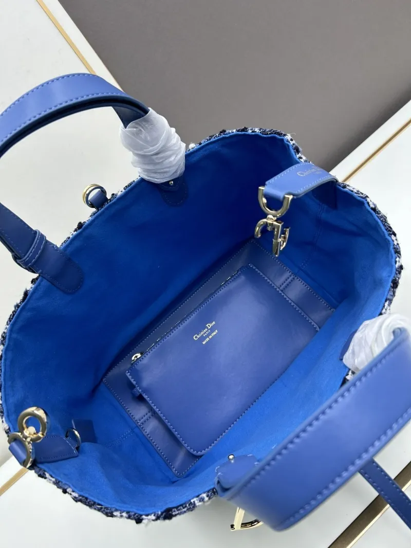 Dior Shopping Bags-41 - Image 7