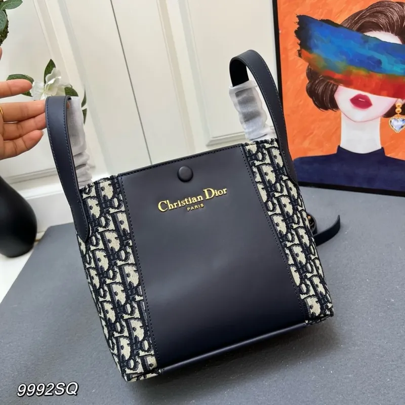 Alternative view of Dior Shopping Bags-42