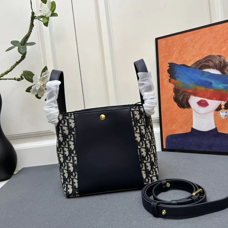 Dior Shopping Bags-42 - Image 3