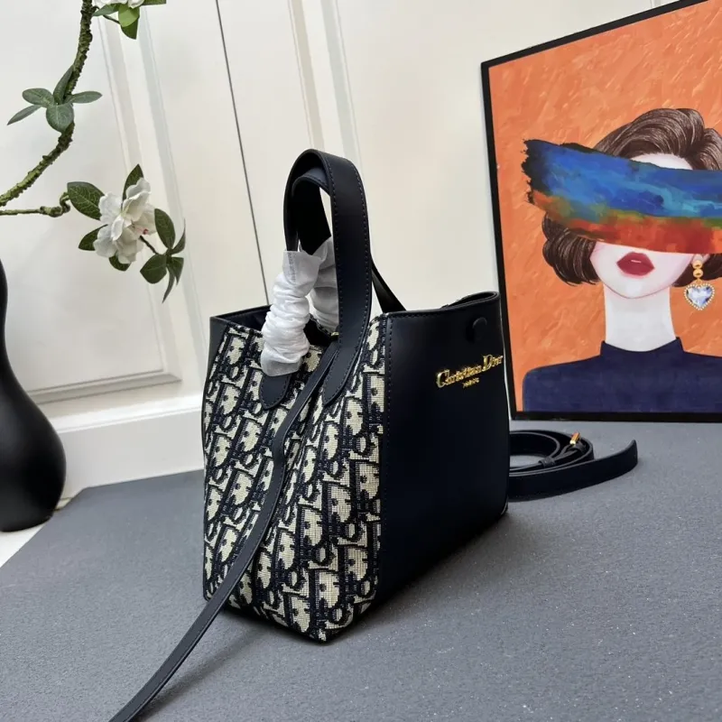 Dior Shopping Bags-42 - Image 7