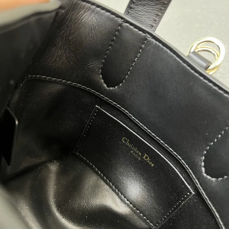 Dior Shopping Bags-46 - Image 10