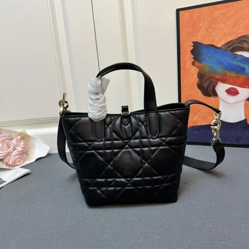Dior Shopping Bags-50 - Image 7