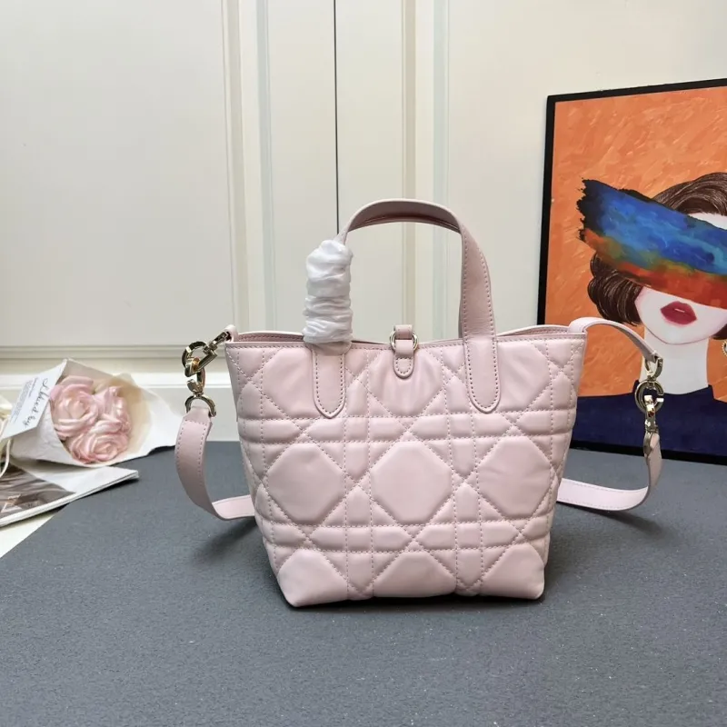 Dior Shopping Bags-51 - Image 5