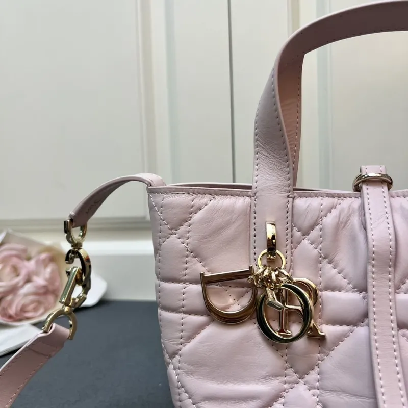 Dior Shopping Bags-51 - Image 6