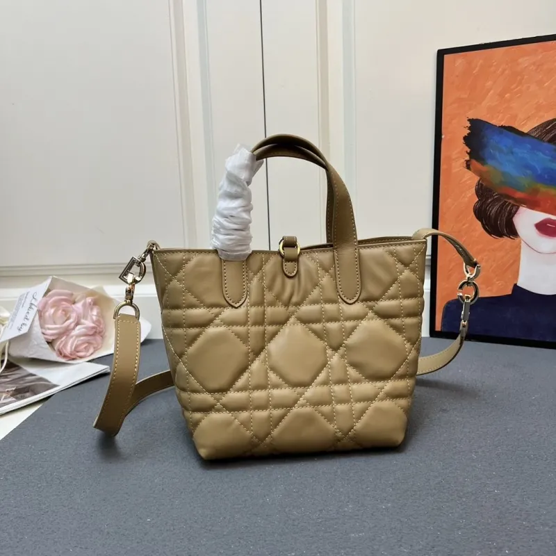 Dior Shopping Bags-52 - Image 4