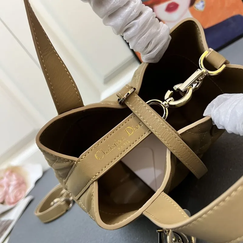 Dior Shopping Bags-52 - Image 8