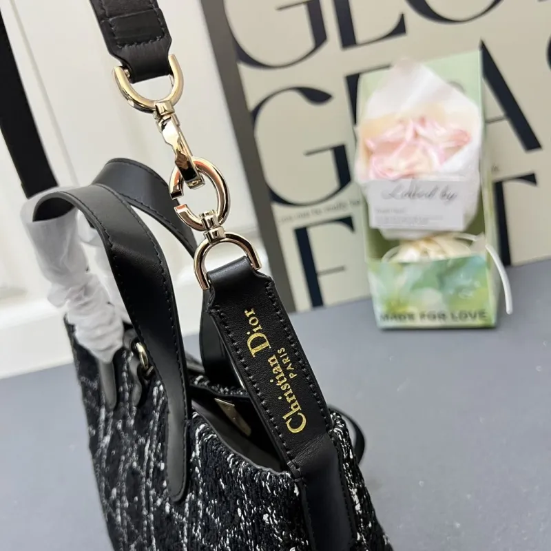 Dior Shopping Bags-53 - Image 9