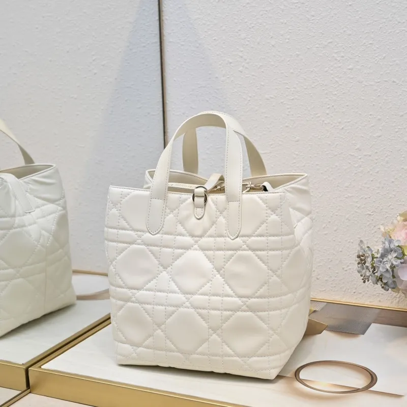 Alternative view of Dior Shopping Bags-55