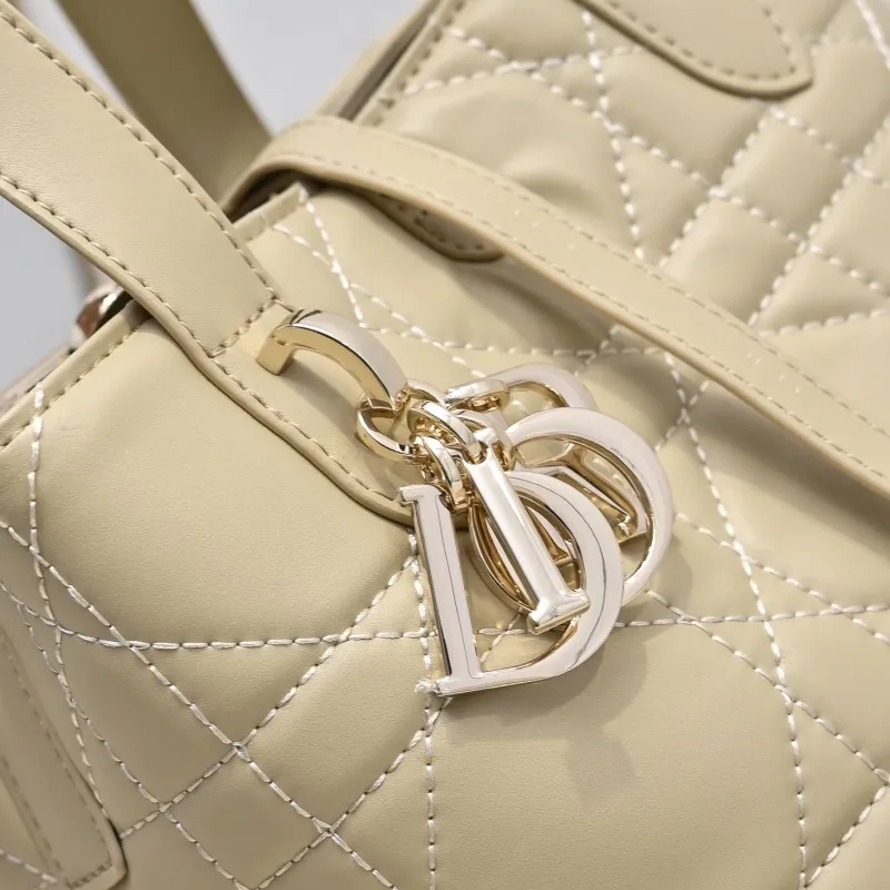 Alternative view of Dior Shopping Bags-59