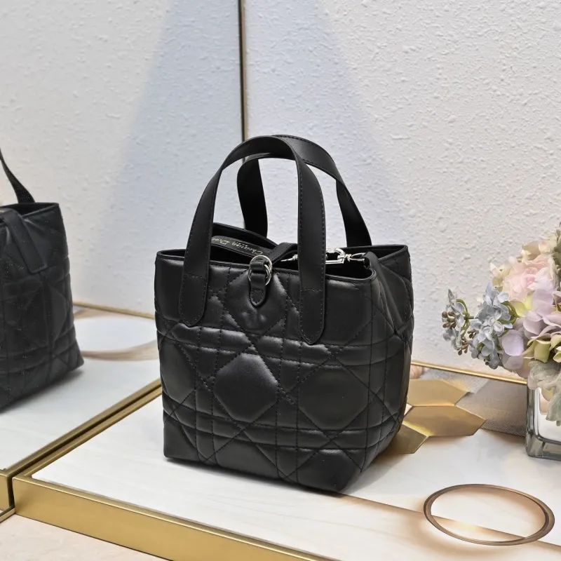 Dior Shopping Bags-60 - Image 3