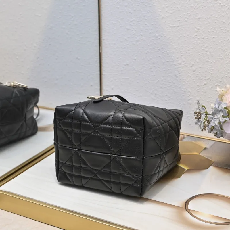 Dior Shopping Bags-60 - Image 4