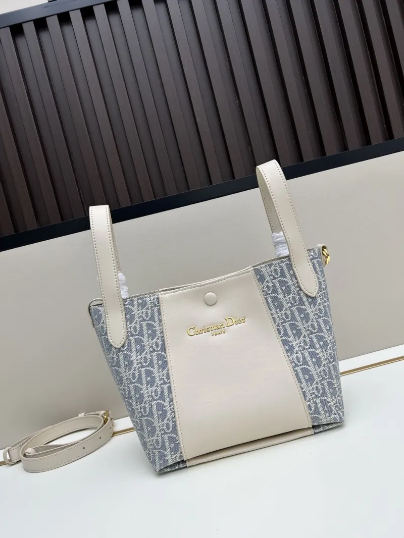 Alternative view of Dior Shopping Bags-61