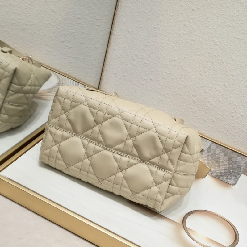 Dior Shopping Bags-65 - Image 7