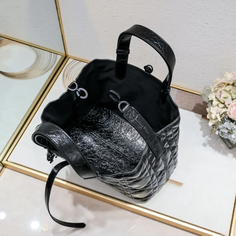 Dior Shopping Bags-68 - Image 9