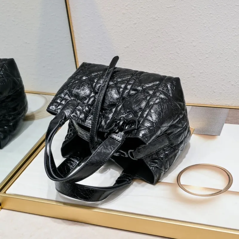 Dior Shopping Bags-69 - Image 3