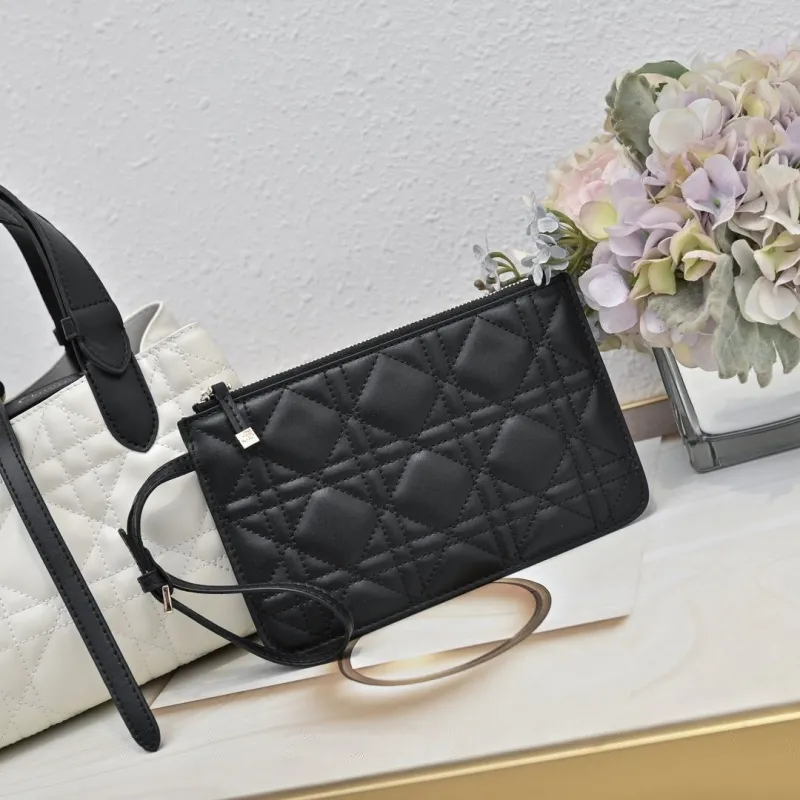 Alternative view of Dior Shopping Bags-73