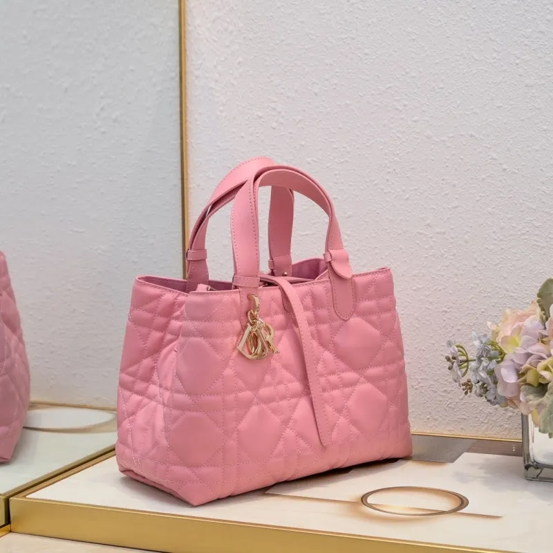 Alternative view of Dior Shopping Bags-76