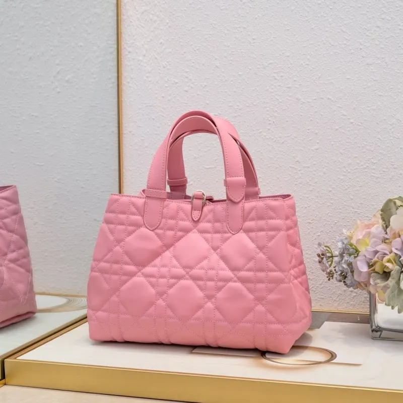 Dior Shopping Bags-76 - Image 3