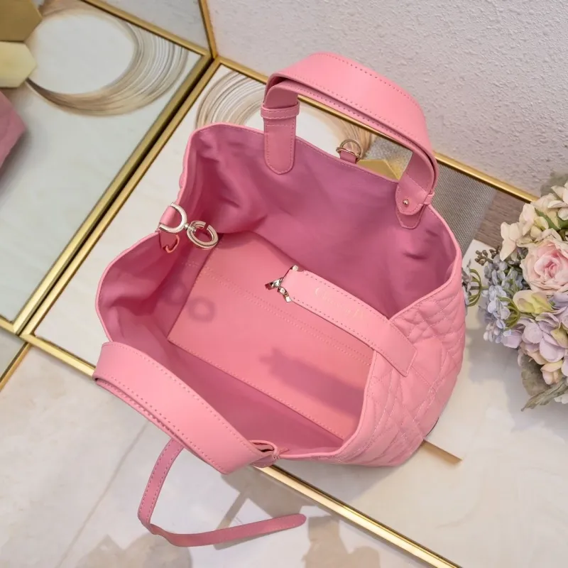 Dior Shopping Bags-76 - Image 7