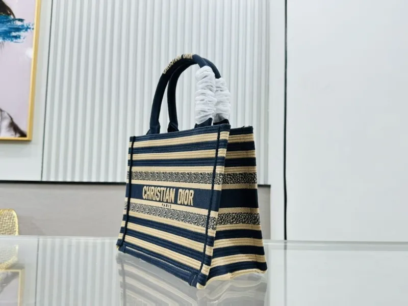 Dior Shopping Bags-78 - Image 3