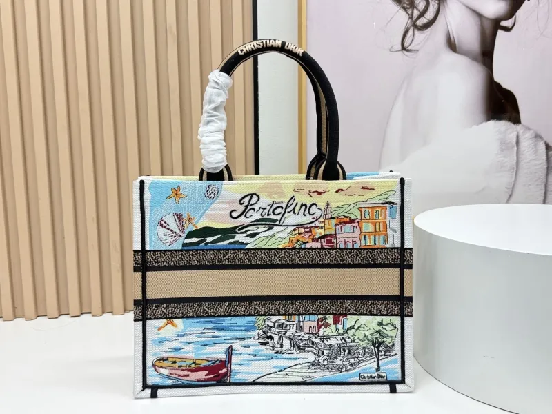 Dior Shopping Bags-88 - Image 4