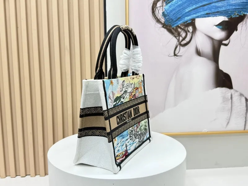 Alternative view of Dior Shopping Bags-89
