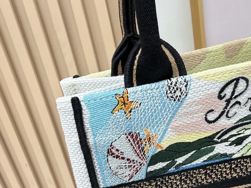 Dior Shopping Bags-89 - Image 8