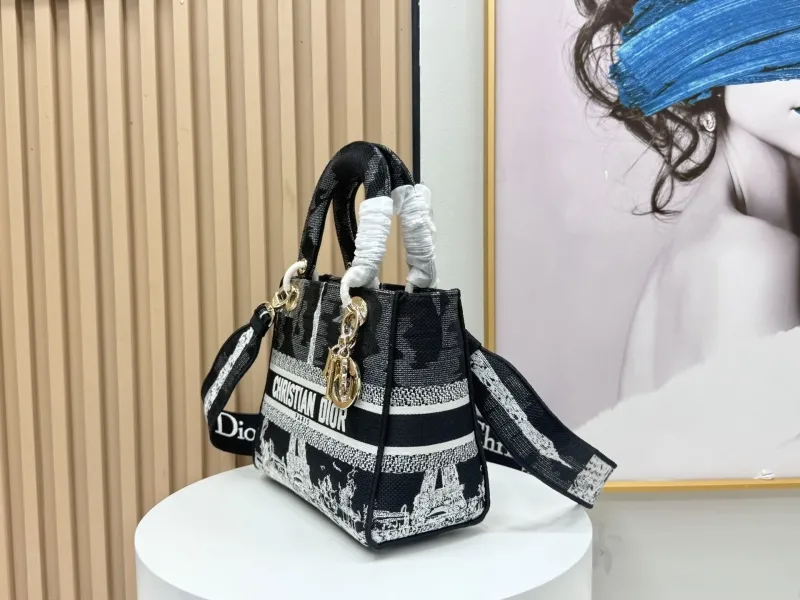 Dior Shopping Bags-97 - Image 3