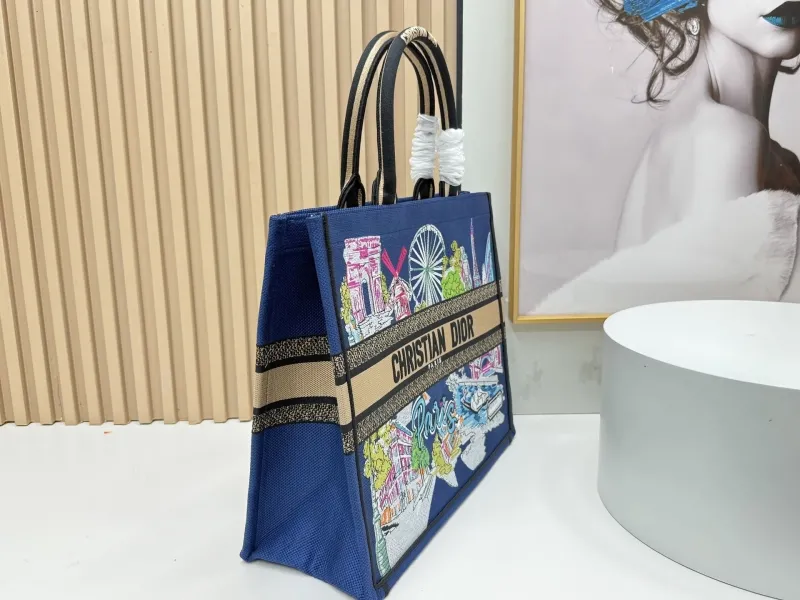 Alternative view of Dior Shopping Bags-100