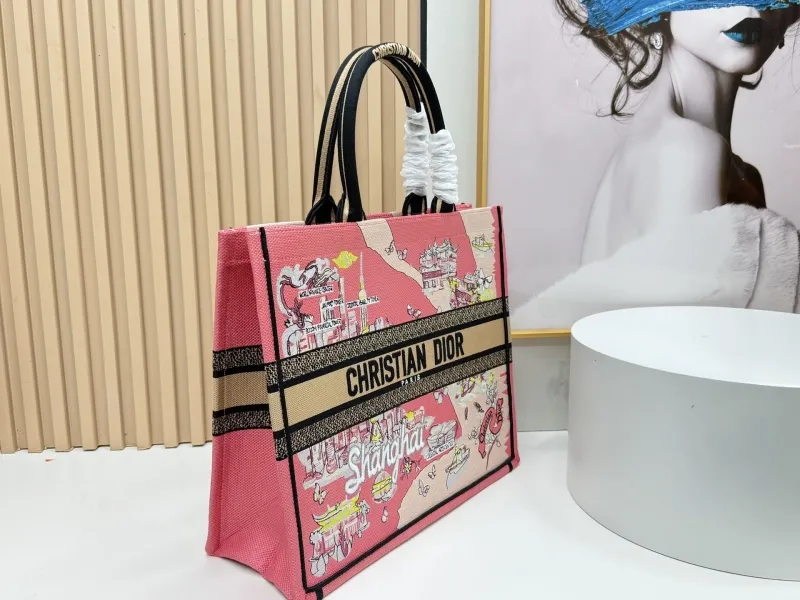 Alternative view of Dior Shopping Bags-103