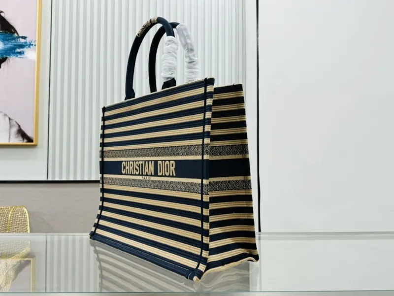 Dior Shopping Bags-110 - Image 3