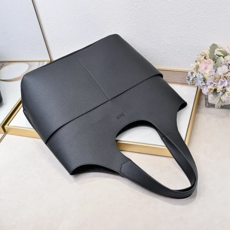 Dior Shopping Bags-112