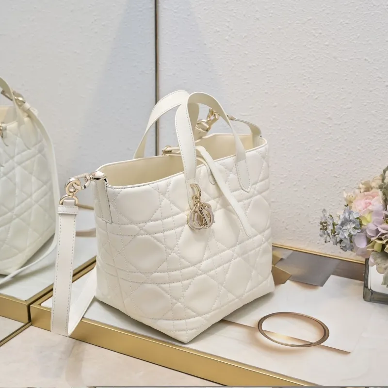 Dior Shopping Bags-118 - Image 5