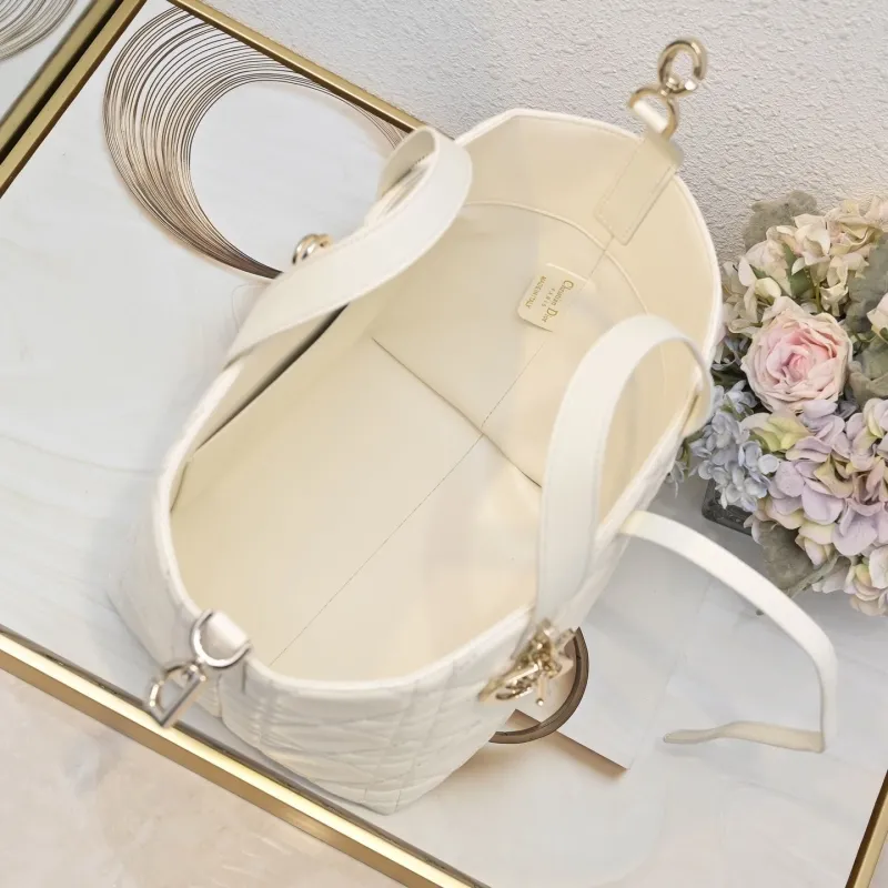 Dior Shopping Bags-118 - Image 8