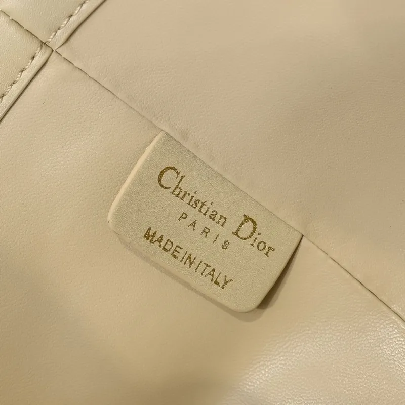 Dior Shopping Bags-119 - Image 9