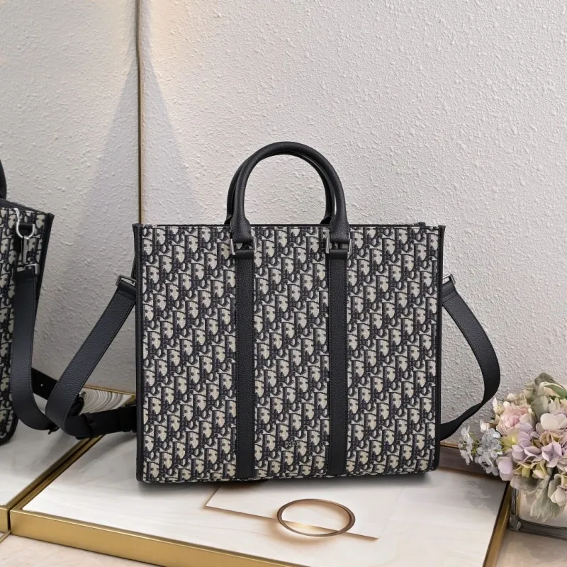 Dior Shopping Bags-122