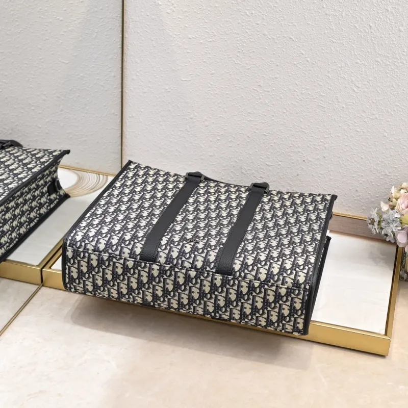 Dior Shopping Bags-122 - Image 7