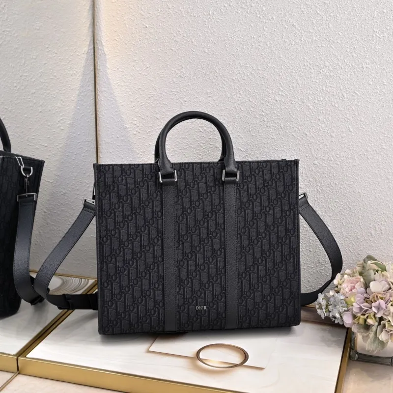 Dior Shopping Bags-123