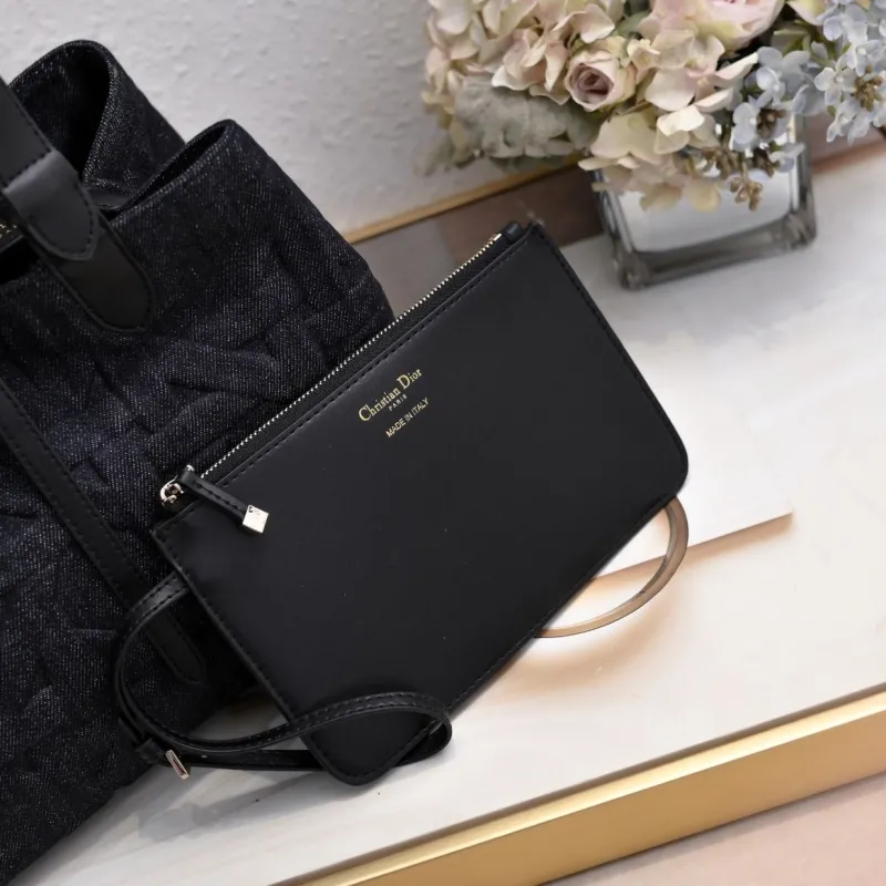 Alternative view of Dior Shopping Bags-126