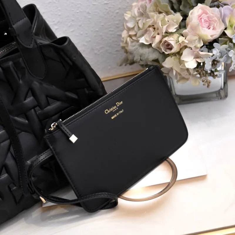 Alternative view of Dior Shopping Bags-127