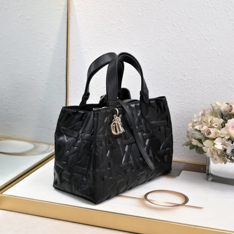 Dior Shopping Bags-127 - Image 4