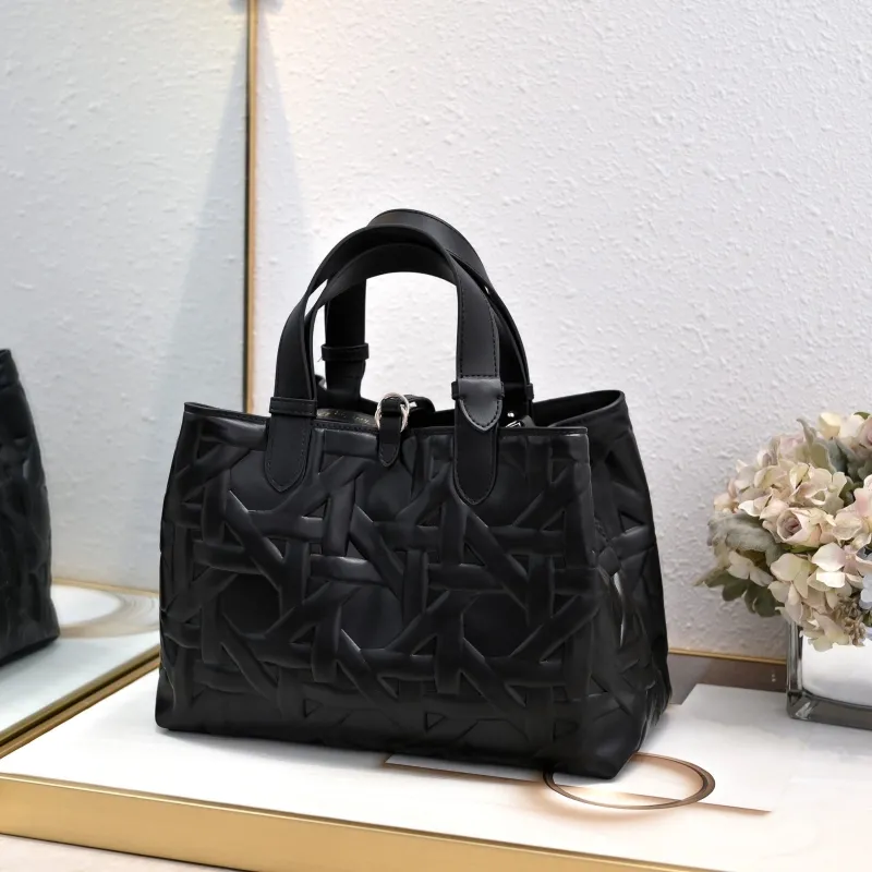 Dior Shopping Bags-127 - Image 5