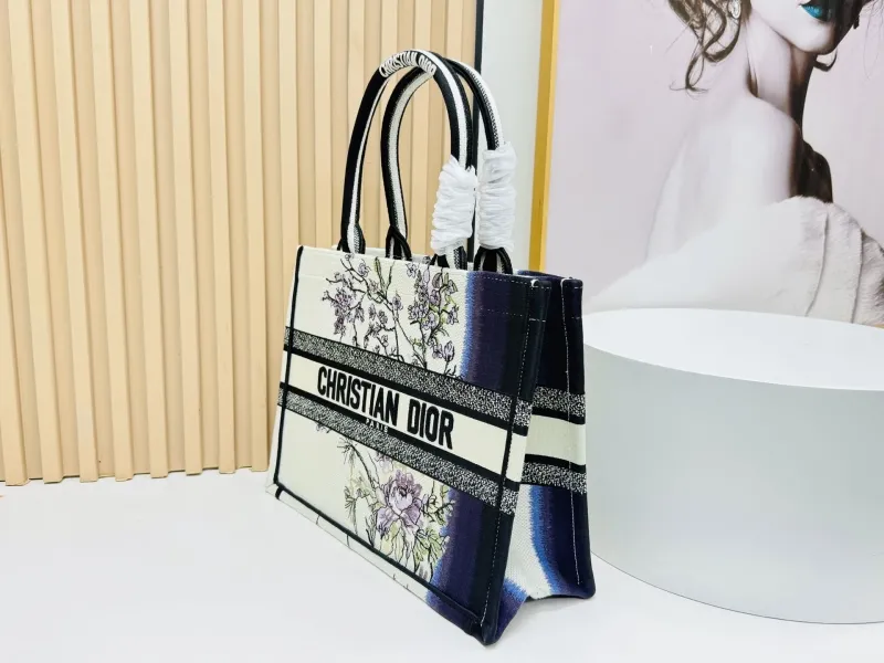 Dior Shopping Bags-129 - Image 3
