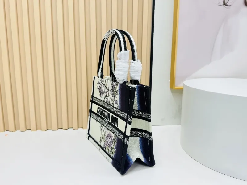 Dior Shopping Bags-130 - Image 3